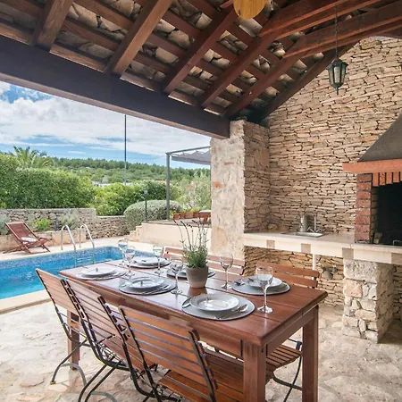 Maruka Ferienhaus Supetar