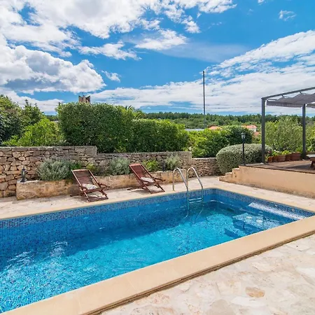 Ferienhaus Maruka Supetar