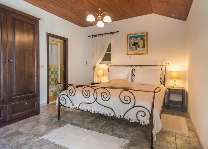 Maruka بيت للعطل